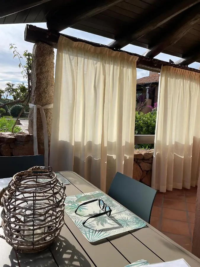 Relax Suite Villaggio Punta Volpe Порто-Ротондо